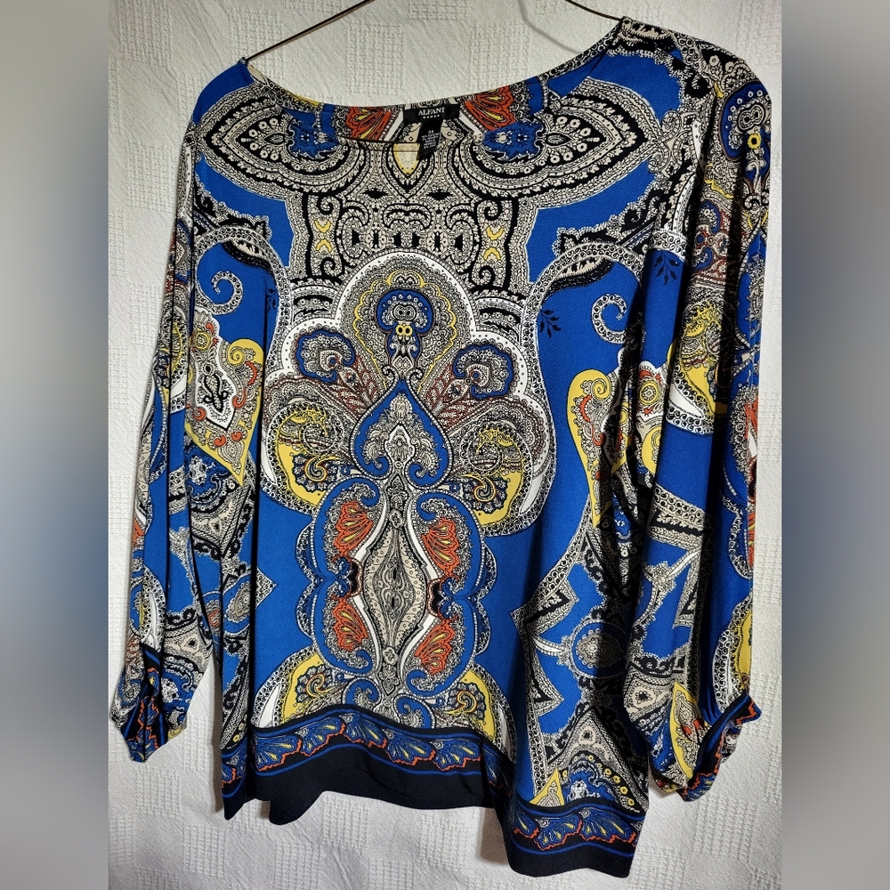 Women's Blouse